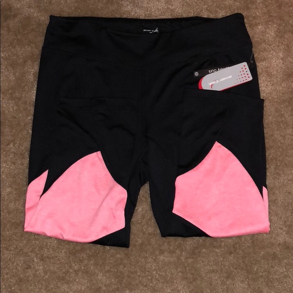 Exertek Active Wear - Picture 3 of 5